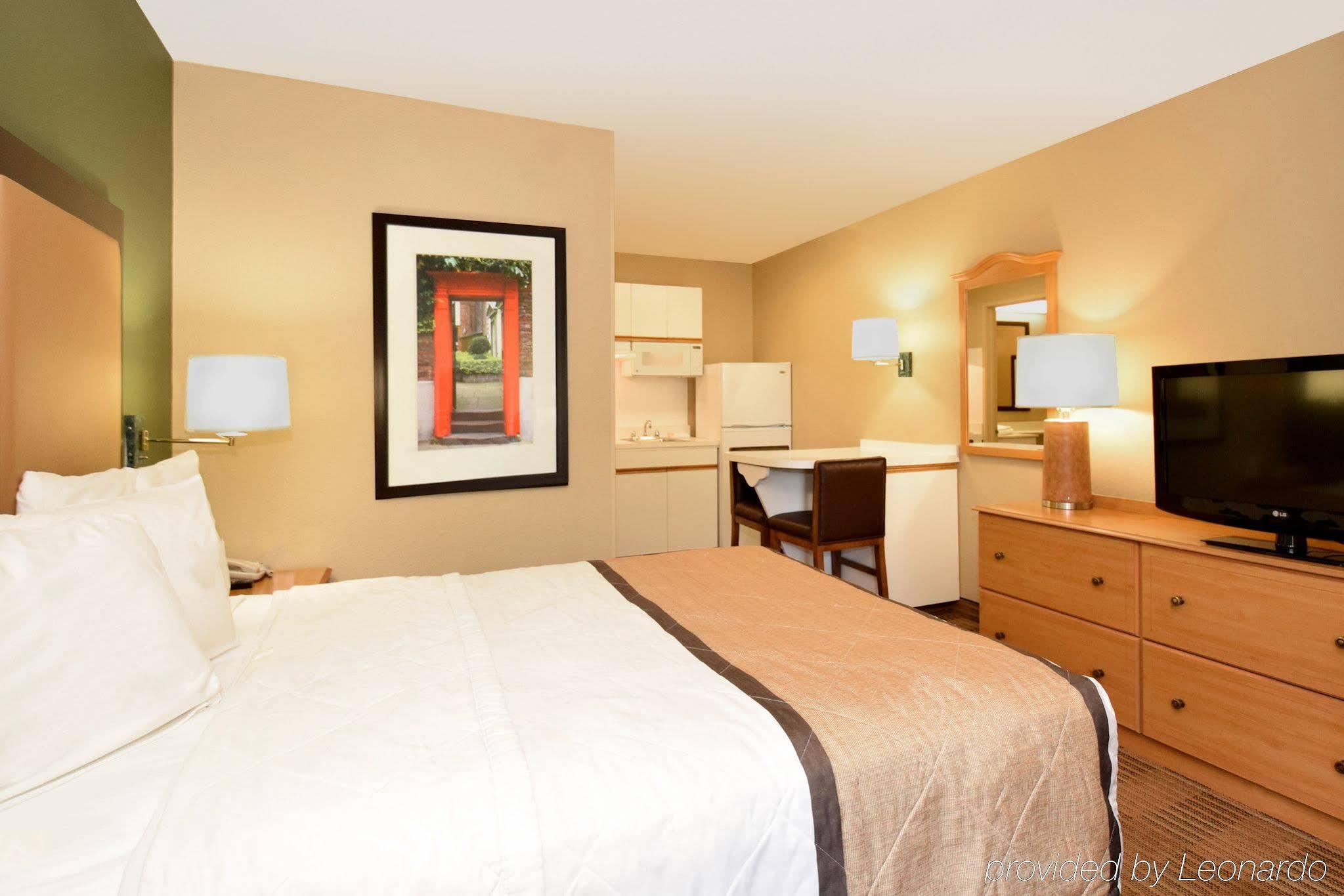 Extended Stay America Select Suites - Raleigh - Research Triangle Park - Hwy 55 Durham Esterno foto