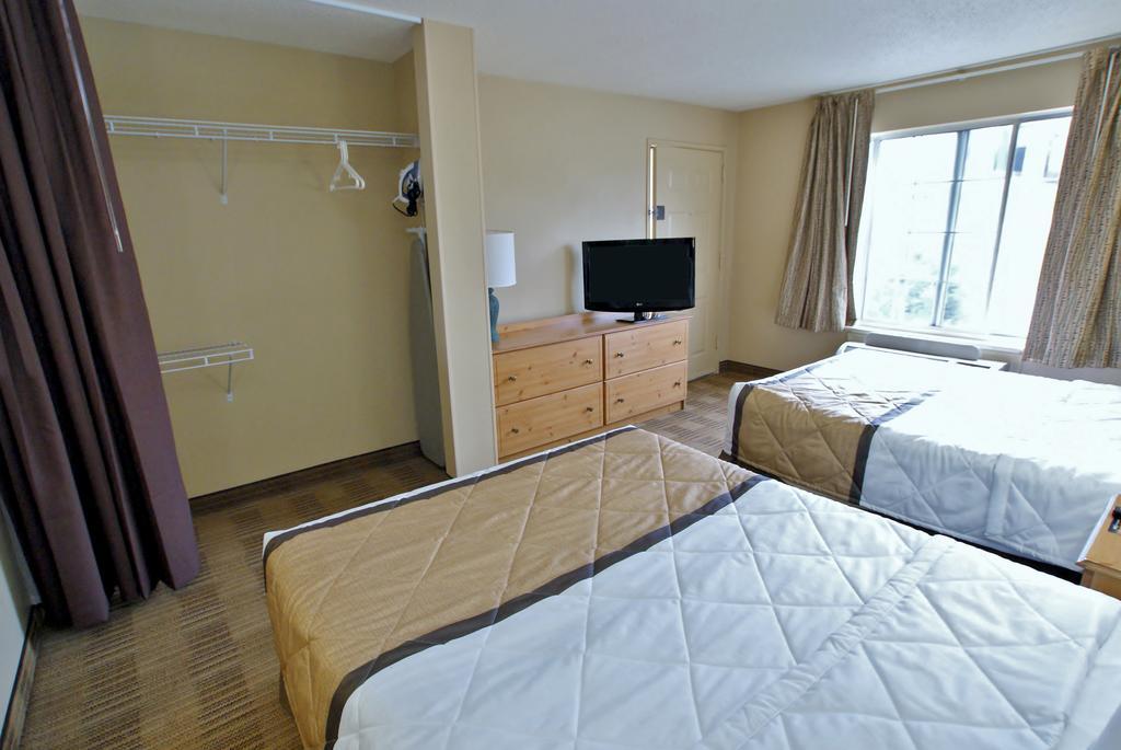 Extended Stay America Select Suites - Raleigh - Research Triangle Park - Hwy 55 Durham Esterno foto